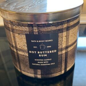 Hot Buttered Rum 3 Wick Candle Brand New